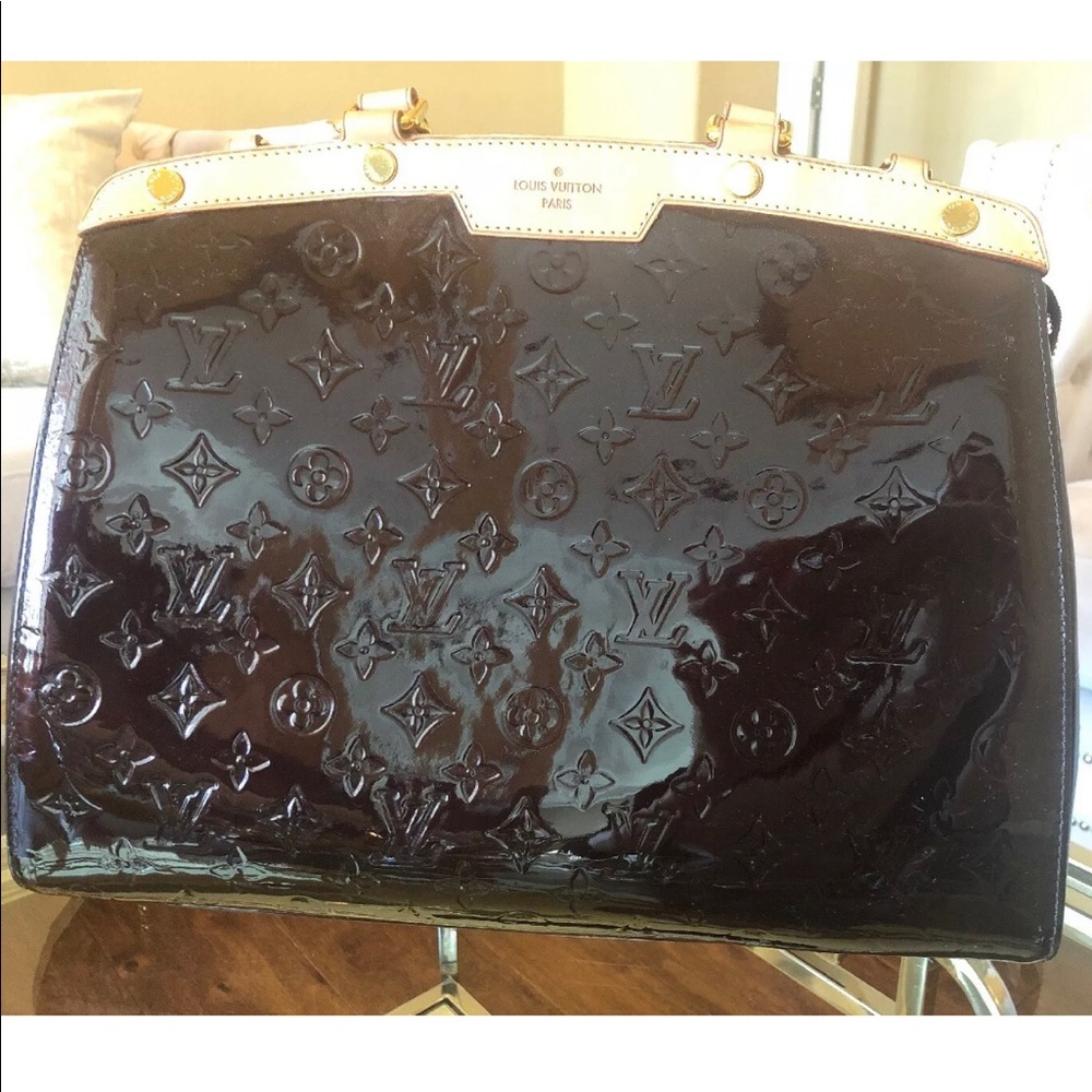 Authentic Louis Veuitton shoulder bag